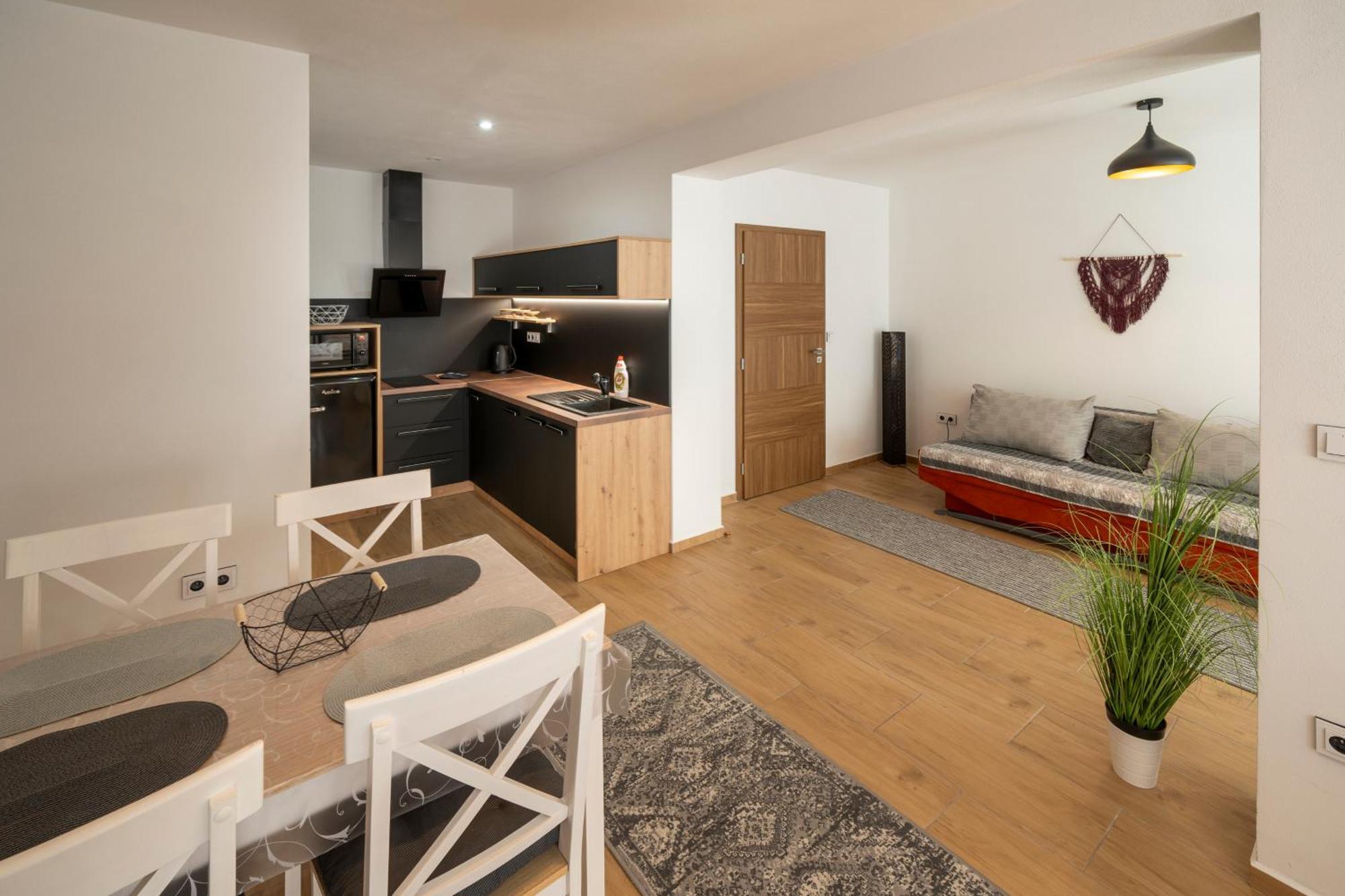 Apartmany Pod Namestim 2 Telcz Zewnętrze zdjęcie